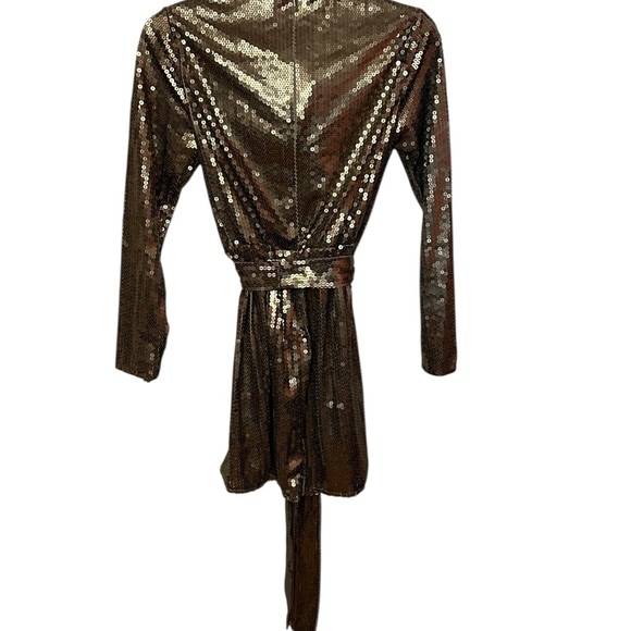 NWT Mac Duggal Sequin Tie Waist Mini Dress in Taupe size 8 - Picture 7 of 11